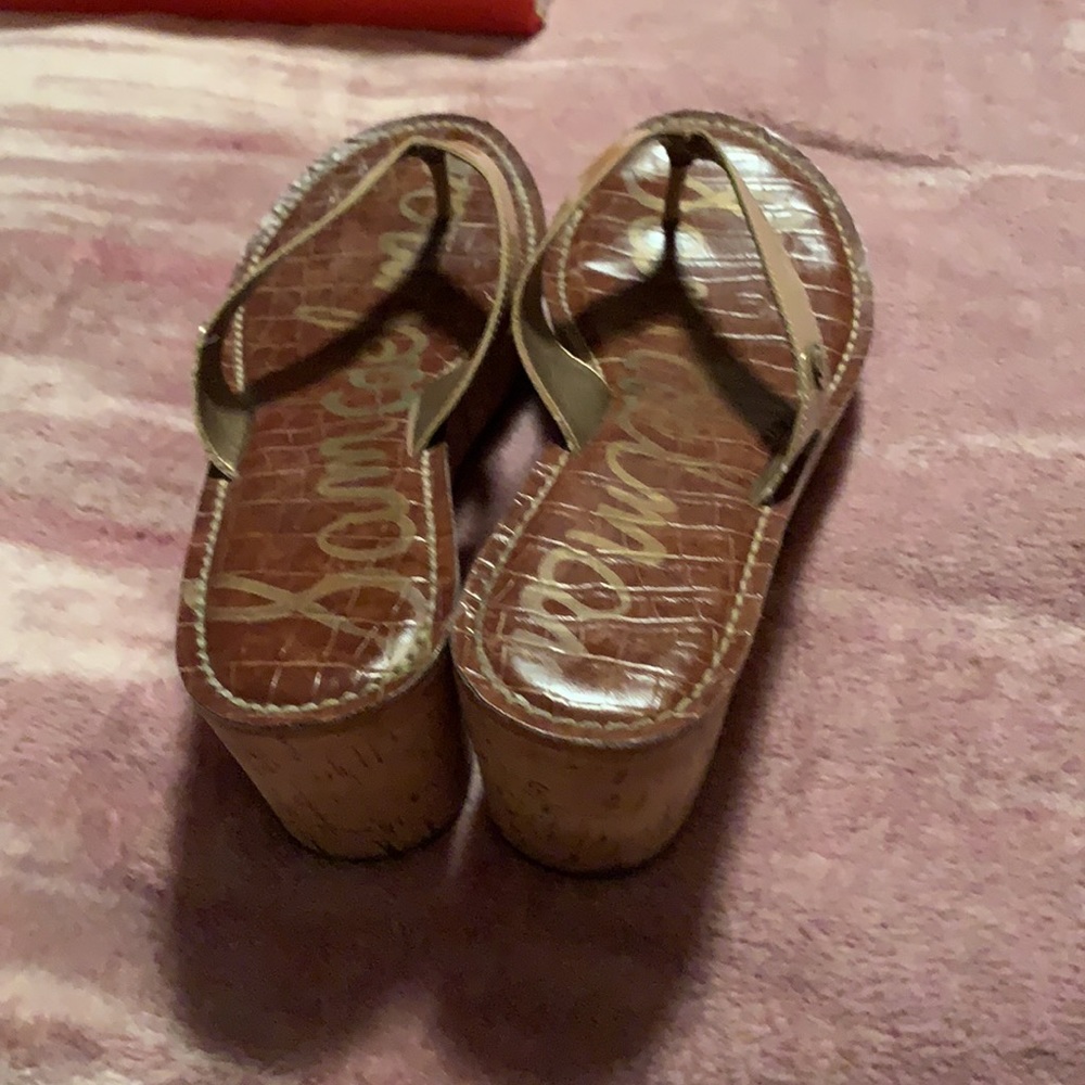 Sam Edelman, Romy, classic nude patent wedge, size 9.5 - Picture 2 of 5